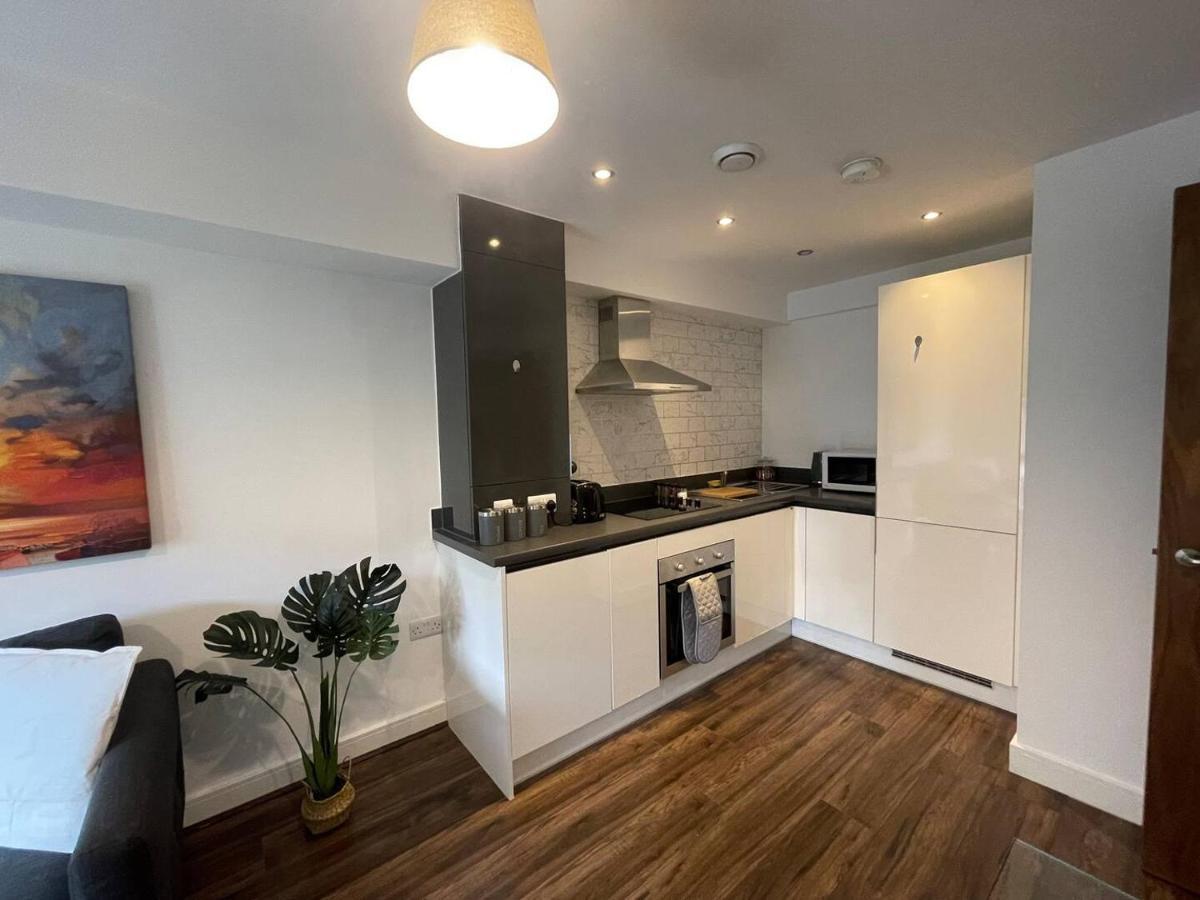 Modern Spacious 1 Bed Flat In Birmingham City Centre With Free Parking, Fast Free Wifi And Netflix Extérieur photo